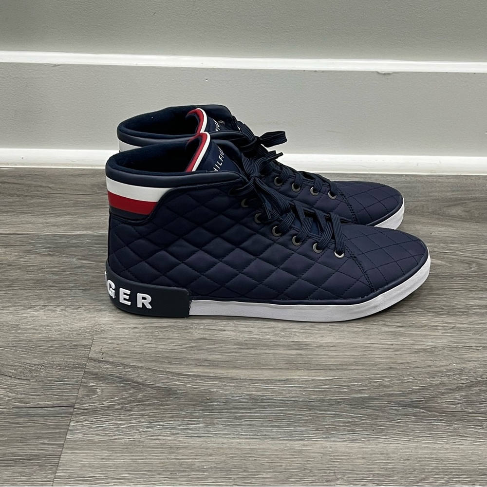 Tommy Hilfiger Men's Navy Quilted High-Top Sneakers